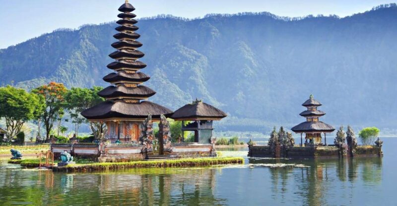 North Bali: Banyumala Waterfall and Ulun Danu Beratan Temple - Banyumala Waterfall