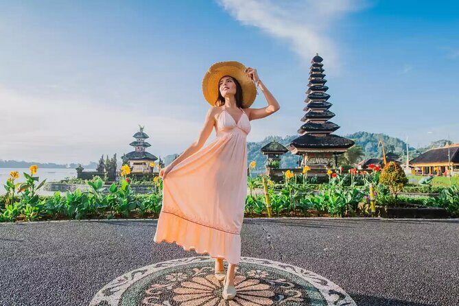 North Bali Hidden Gems Tour Ulun Danu Temple Twin Lakes Waterfall - A Close Look at What This Tour Offers