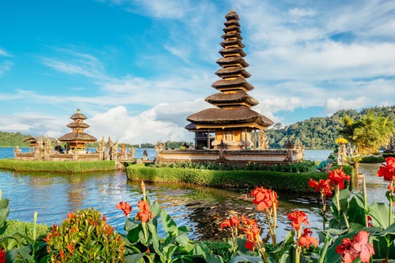 North Bali: Sekumpul Waterfalls and Ulun Danu Temple Tour - Pickup and Transportation