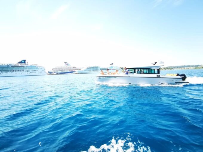 NORTH EAST YACHT COASTAL EXPERIENCE - SEMI PRIVATE - Pricing and Duration