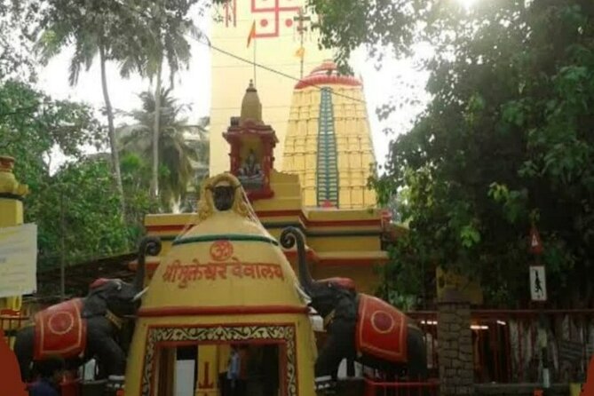 North Mumbai (Bollywood District)Tour With Lunch & Transport - Pickup Information