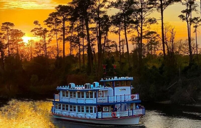 North Myrtle Beach: Dinner Cruise on a Paddle Wheel Boat - Shuttle Service