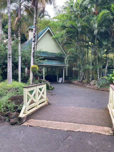 North Shore Haleiwa & Waimea Falls Valley Of The Priests! - Waimea Valley and Falls