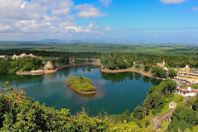 North & South in One Day All Inclusive Private Tour With Lunch - Highlights of the North