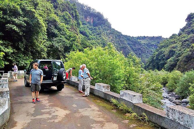 North Tour & Wine Tasting - 4x4 (Small Groups) - Reviews and Ratings