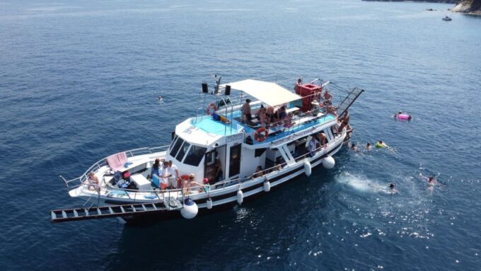 Northeast Corfu Coastal: Swim, Snorkel With Lunch & Drinks - Onboard Amenities