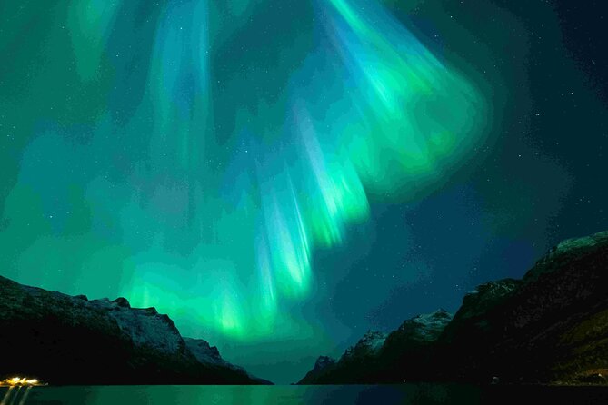 Northern Light Cruise on the Vintage Vessel MS Strønstad - Onboard Amenities and Services