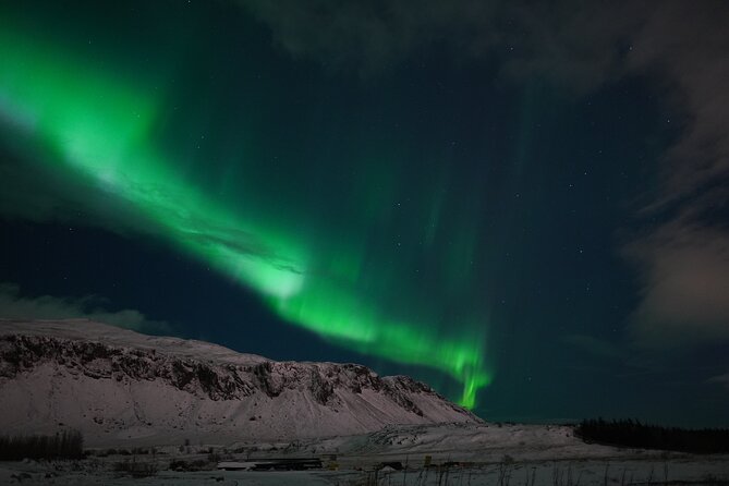 Northern Lights in Luxury Off-Road SUV With Photos and Treats (Private 1-6 Pax) - The Myths and Legends