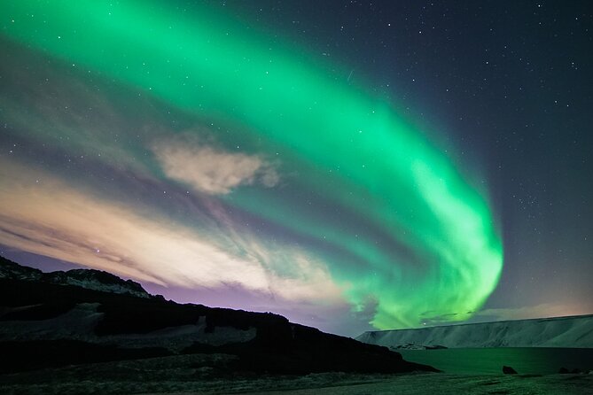 Northern Lights Minibus Tour With Hot Cocoa, Blankets & Photos - Northern Lights Sighting Guarantee