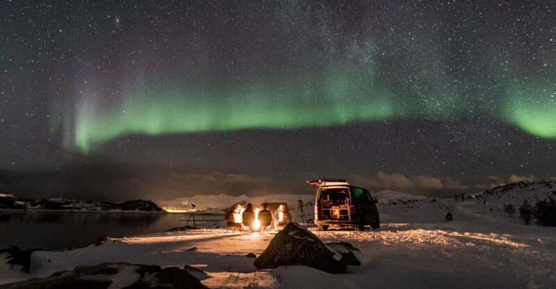 Northern Lights Photography Tour Small Group 4x4 Van - Tour Itinerary and Activities
