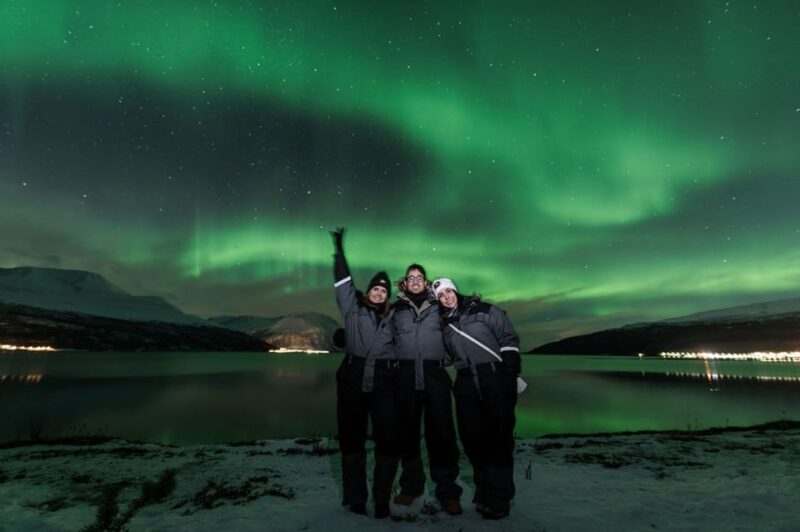 Northern Lights Photography Tour Small Group 4x4 Van - Inclusions and Requirements