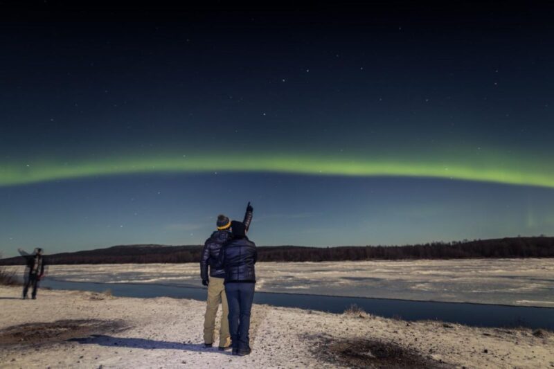 Northern Lights Photography Tour With BBQ - Included Services