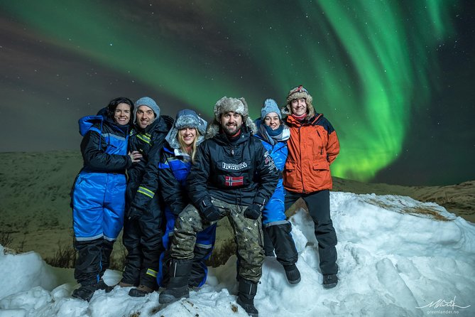 Northern Lights Private Tour With Your Special Ones - Greenlander - Personal Attention and Learning