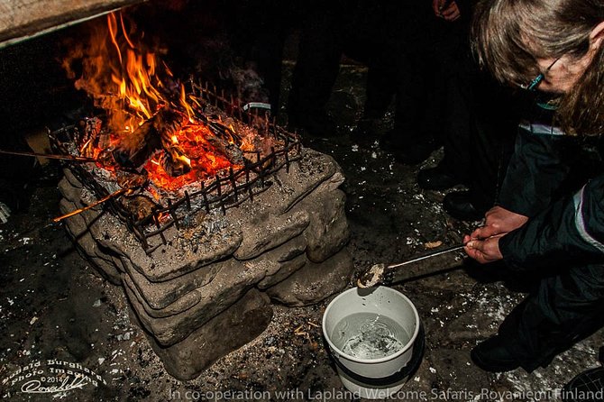 Northern Lights Snowmobile Driving Safari in Kemi - Savoring the Outdoor Dining Experience