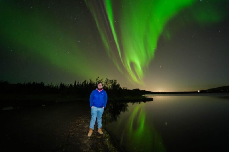 Northern Lights Tour From Reykjavik With Photography - Key Points