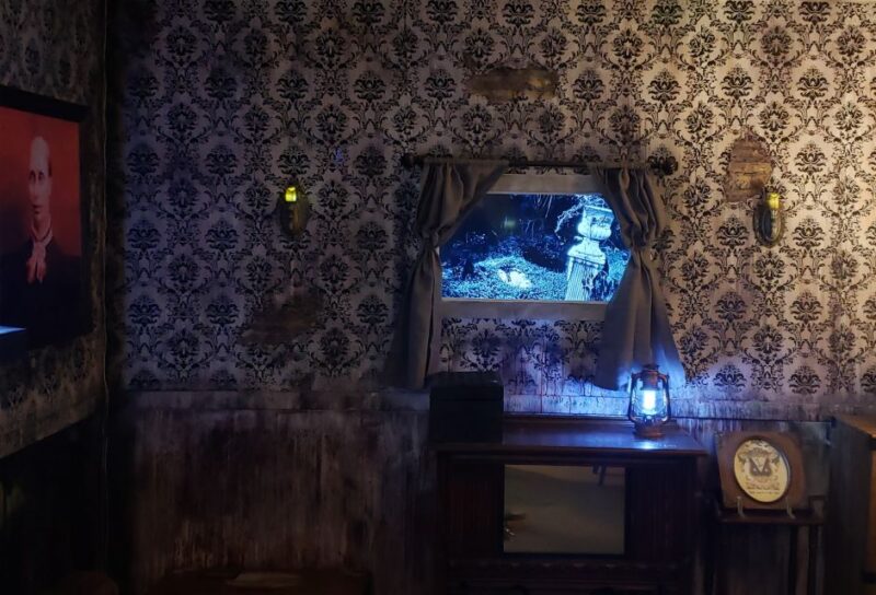 Northfield, NJ: Poltergeist Live Escape Room Experience - Interactive and Immersive Features
