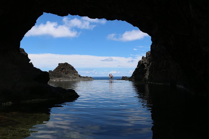 Northwest Terraces and Volcanic Pools 4x4 Full Day Tour - Not Included