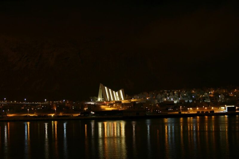 Norwegian Coastal Cities: Smartphone Audio Guide App - Exploration and Highlights