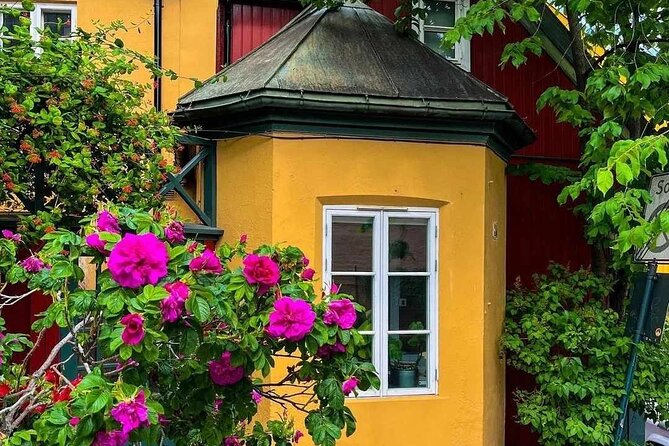 Norwegian Food Tour & Hidden Gems of Oslo - Taking in Norwegian Cuisine