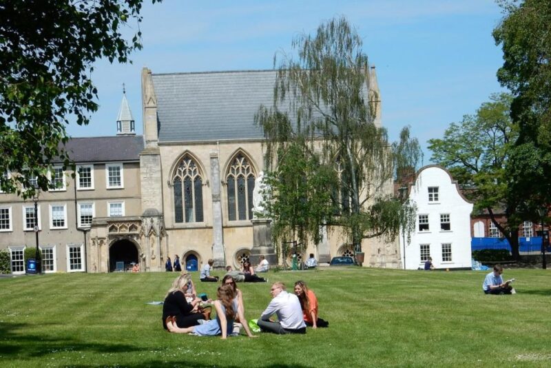 Norwich: Quirky Self-Guided Smartphone Heritage Walks - Exploring Norwichs Unique Market