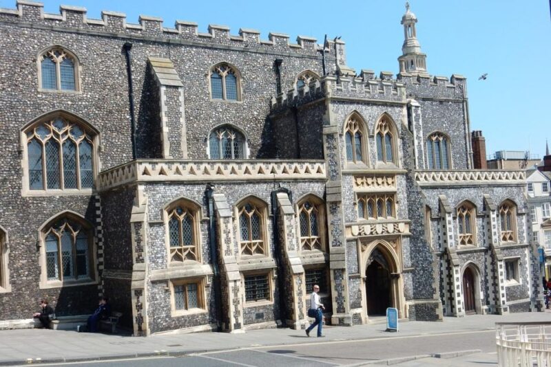 Norwich: Quirky Self-Guided Smartphone Heritage Walks - Strolling Through Elm Hill