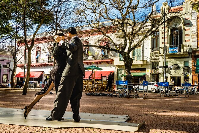Notable Bare Walks Buenos Aires - Included Features