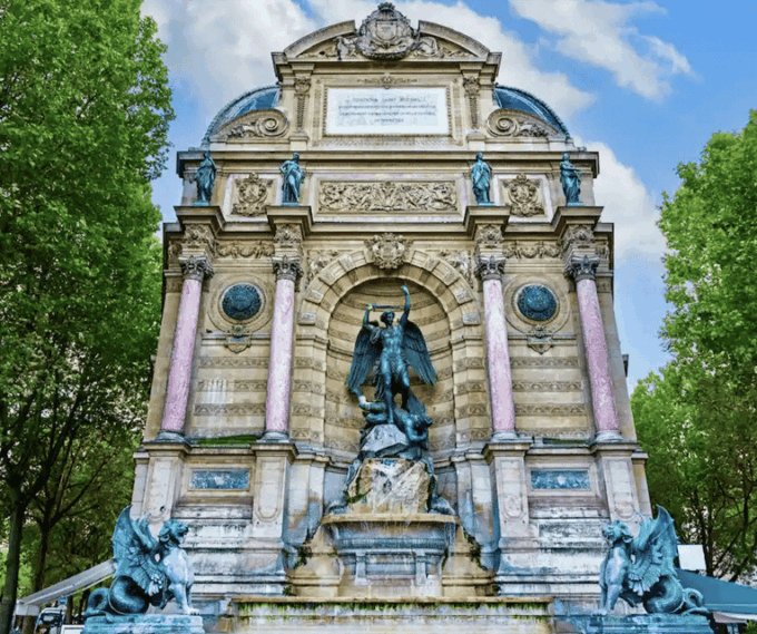 Notre Dame Mystery and Latin Quarter Walking Tour - Significance of the Cathedral