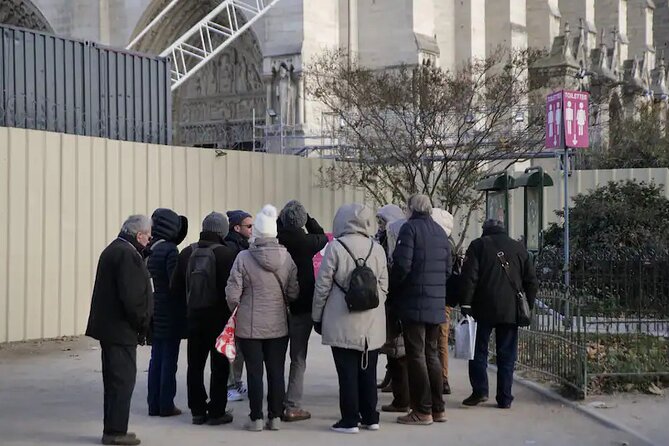 Notre Dame Outdoor Walking Tour With Crypt Entry - Brunch Details