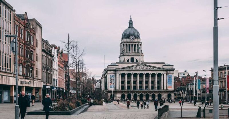 Nottingham: Fun Puzzle Treasure Hunt to a Pub! - Explore Iconic Nottingham Landmarks