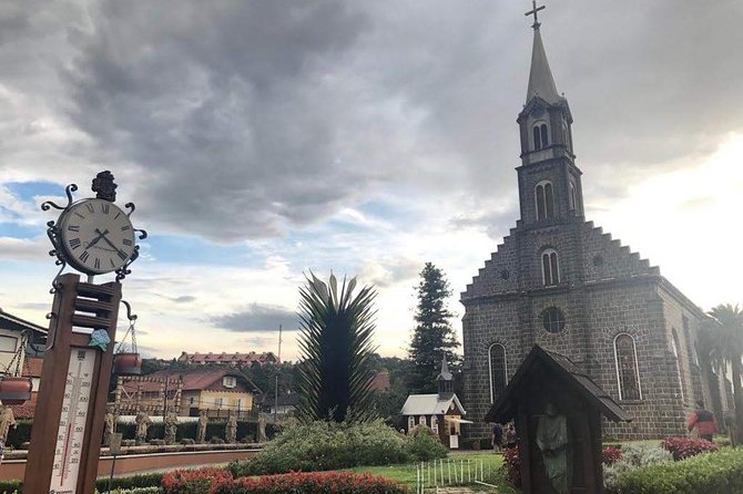 Nova Petrópolis, Gramado and Cinnamon Private City Tour - For Groups - Leaving Poa - Tour Details