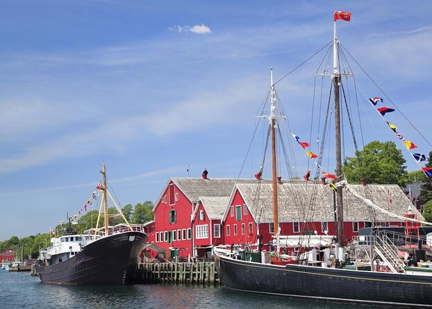 Nova Scotia Day Tour - Visit Peggys Cove, Lunenburg, and the Annapolis Valley. - Tour Details