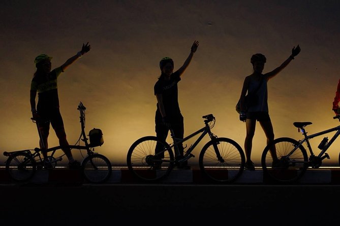 NR-06 Ride to Enjoy Variety of Thai Foods in Local Famous Market - Exclusions in the Tour