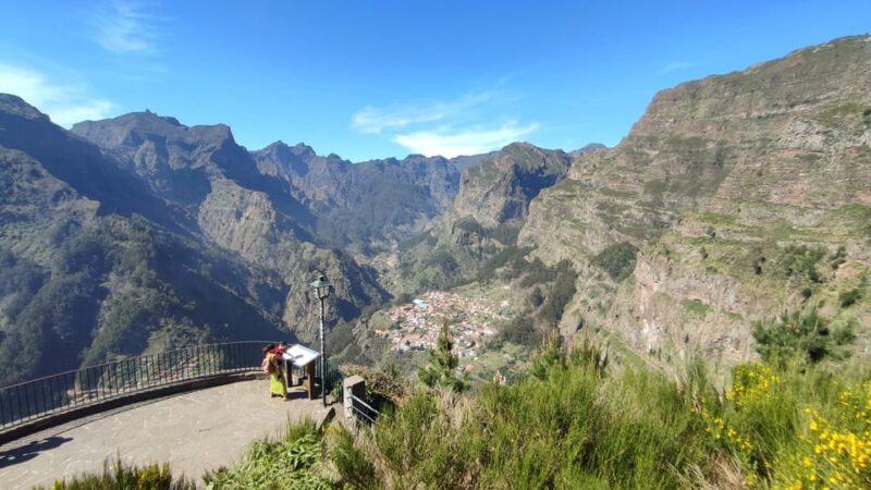 Nuns Valley & Pico Dos Barcelos Madeira Island Tour - Key Points