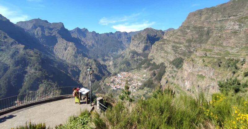 Nuns Valley & Pico Dos Barcelos Madeira Island Tour - Experience and Insights