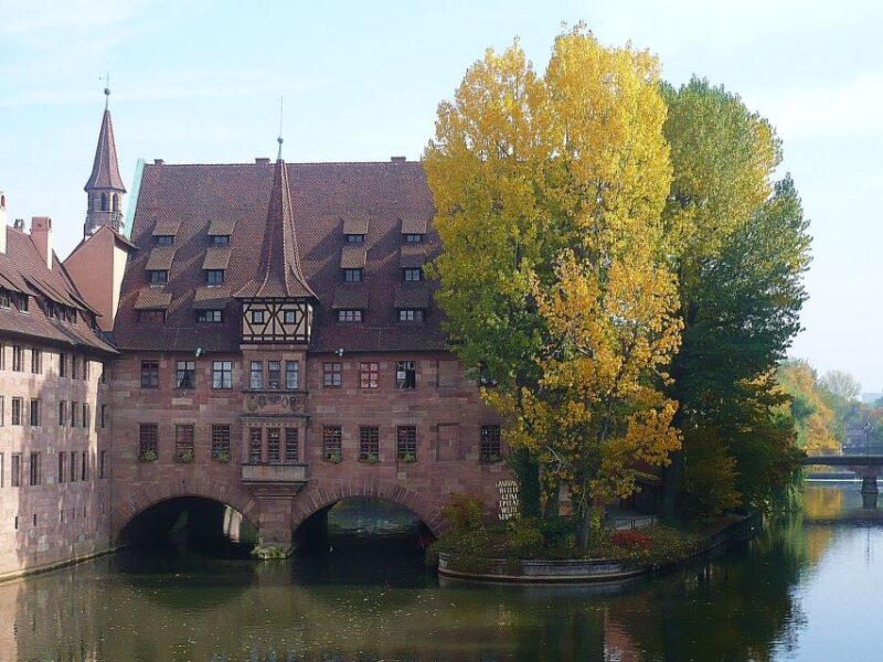 Nuremberg 2-Hour Old Town Walking Tour in English - Cultural Significance