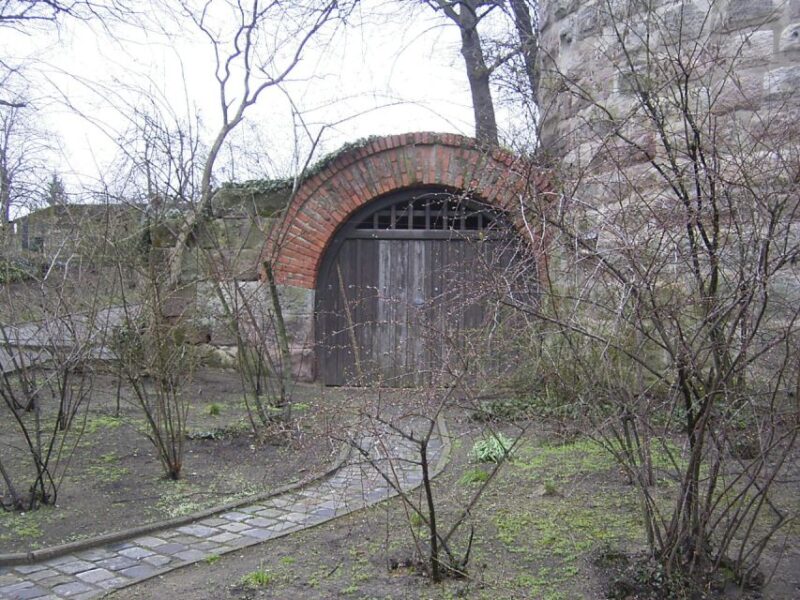 Nuremberg: City Walls Guided Tour - Activities Included