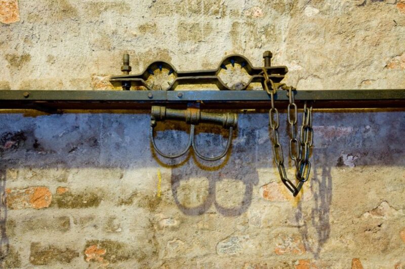 Nuremberg: Medieval Dungeons Guided Tour - Accessibility Considerations