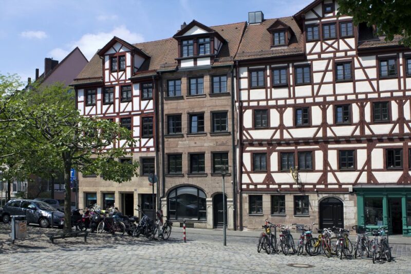Nuremberg: Old Town Guided Walking Tour - Tour Duration and Price