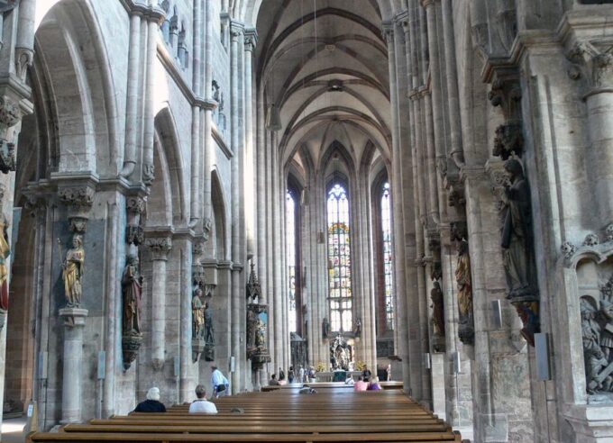 Nuremberg: Self-Guided Audio Tour - Nurembergs Iconic Attractions