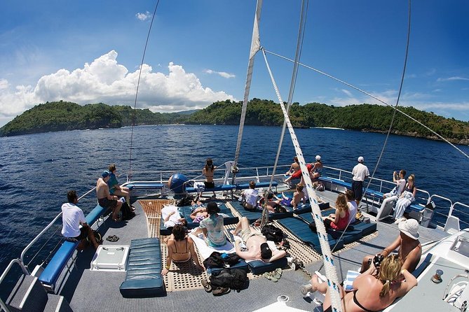 Nusa Penida Island Discovery Catamaran Tour - Schedule and Booking Information