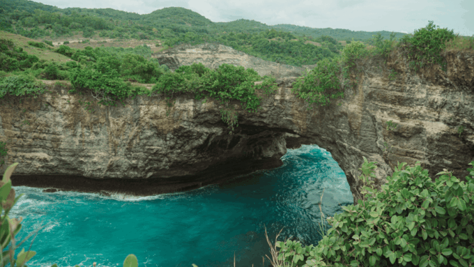 Nusa Penida Package 2D1N : Snorkeling and Tour Island - Languages and Live Guide