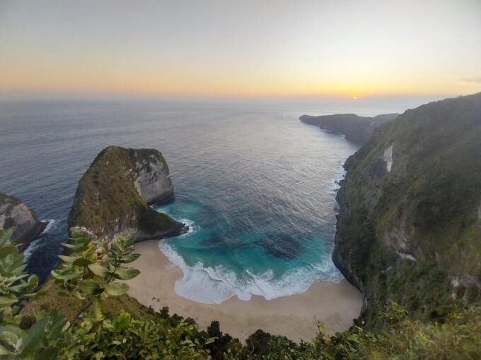 Nusapenida Day Tour With Experts Local Driver as a Guide - Frequently Asked Questions