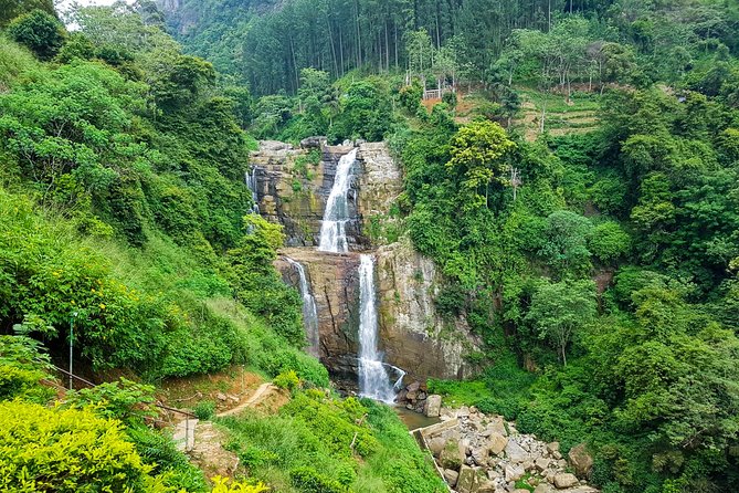 Nuwara Eliya Highlands From Kandy - Strolling Hakgala Botanical Gardens