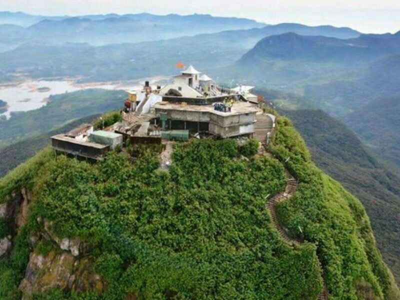 Nuwara Eliya to Summit Bliss: Adams Peak Overnight Hike - An In-Depth Look at the Adams Peak Overnight Hike