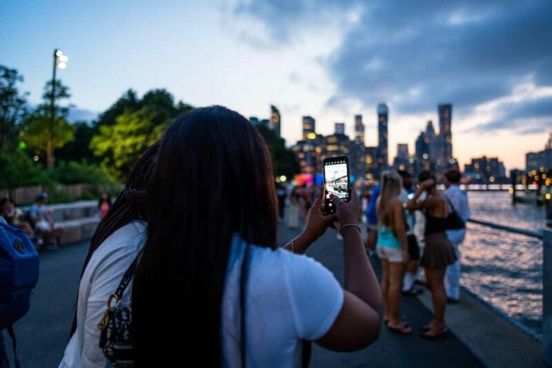 NYC at Night: 3-Hour Luxury Bus Tour of Top Highlights - What to Expect: Practical Details