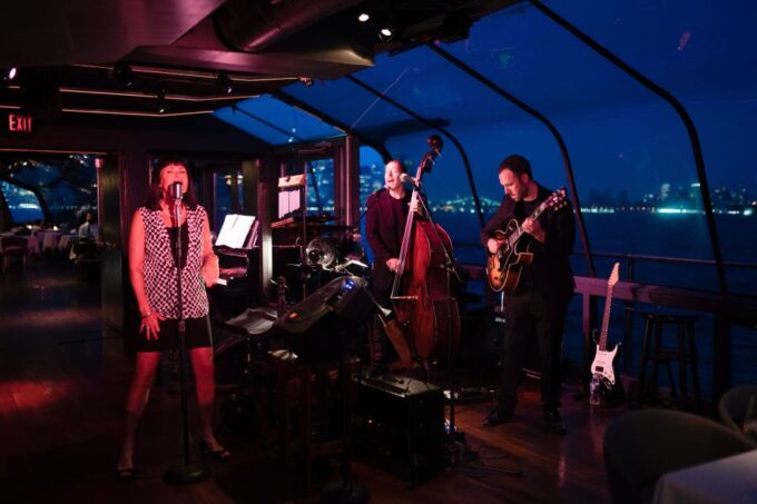 NYC: Christmas Day Gourmet Brunch or Dinner Harbor Cruise - Frequently Asked Questions