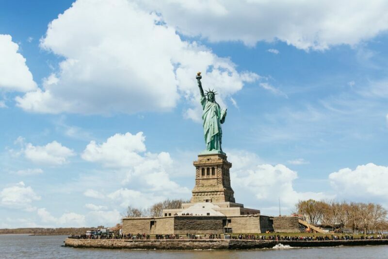 NYC: Circle Line 1.5-Hr Landmarks Skip-The-Box-Office Cruise - FAQ