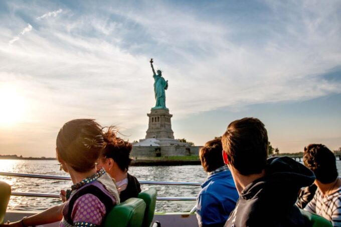NYC: Circle Line Speedboat Skip the Box Office Ticket - Restrictions and Requirements