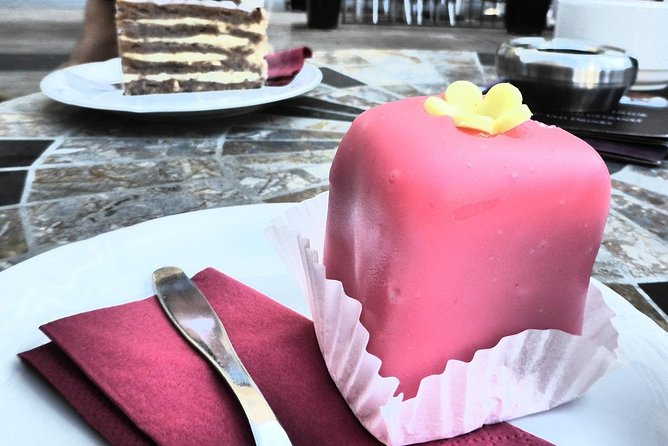 NYC Cupcake Bakery Crawl of the Village - Guidance From a Local Expert