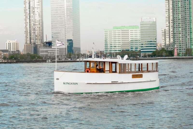Nyc: Day Cruise on Small Yacht With Statue of Liberty Views - Key Points